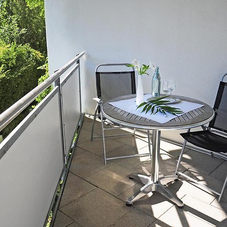 Hotel Krone Ueberlingen Am Ried Зинген Экстерьер фото
