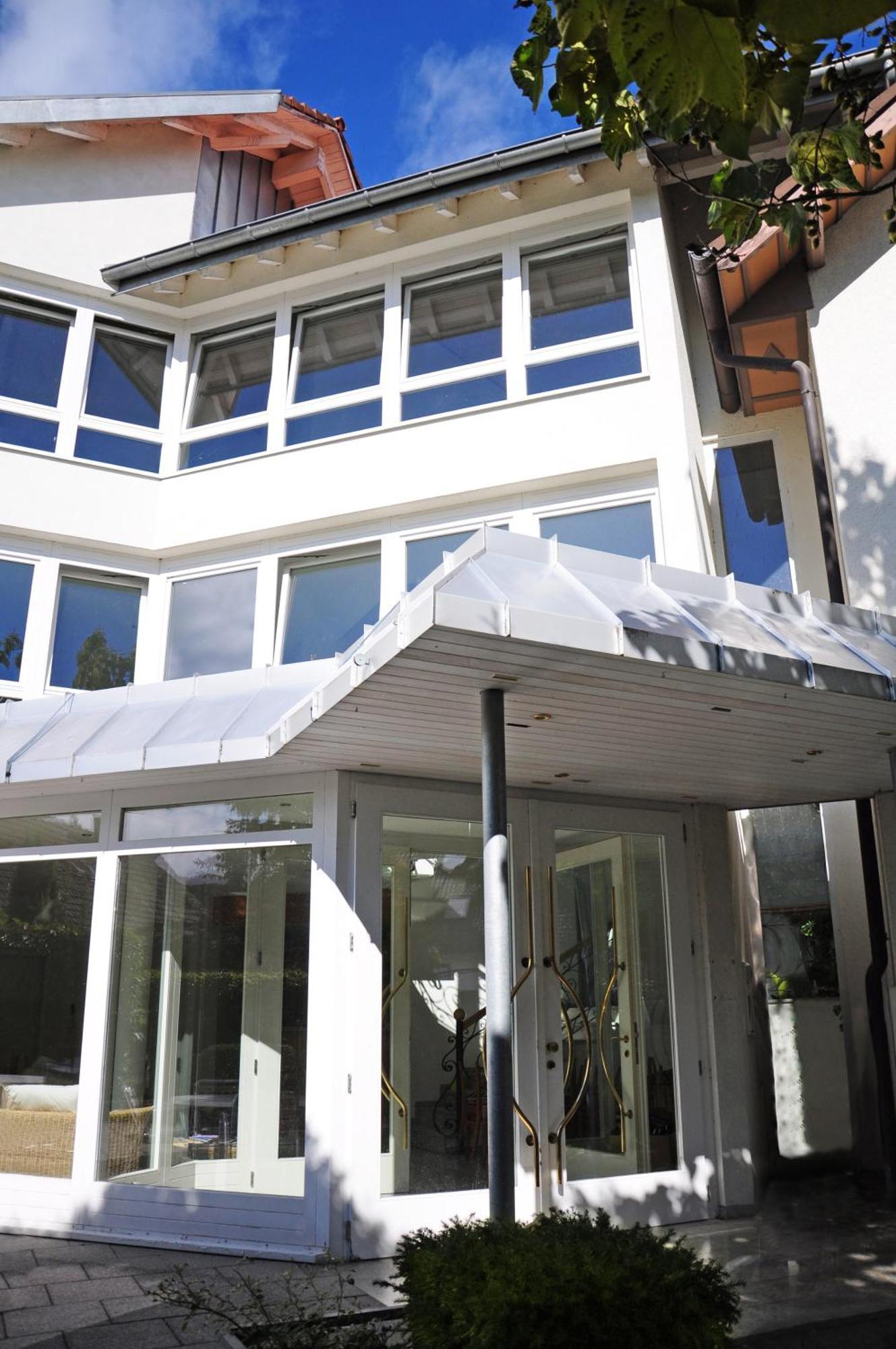 Hotel Krone Ueberlingen Am Ried Зинген Экстерьер фото