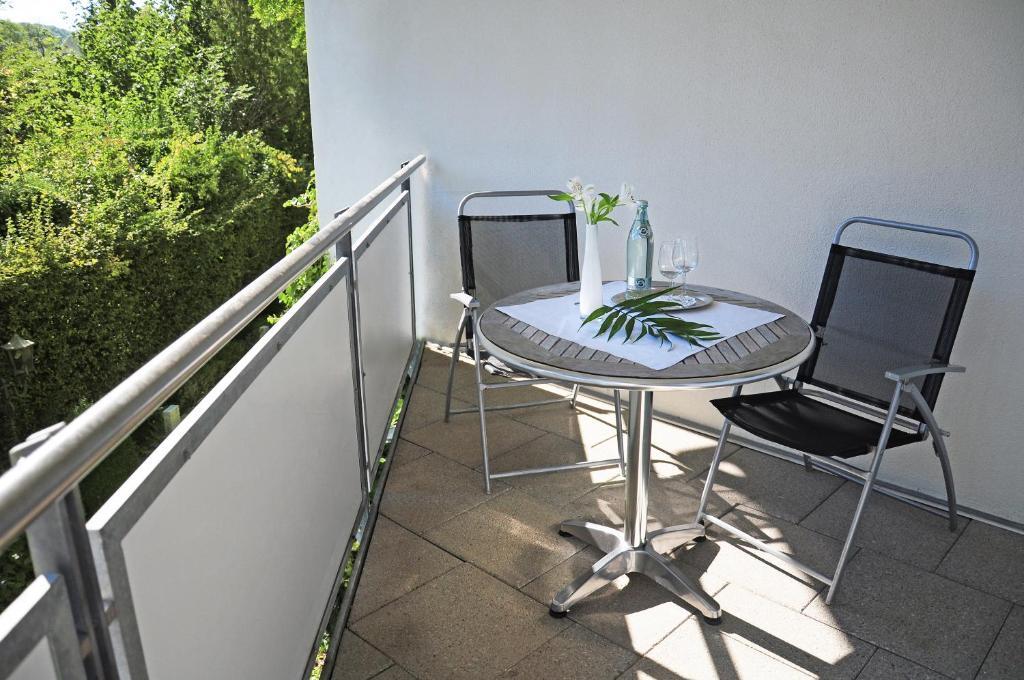 Hotel Krone Ueberlingen Am Ried Зинген Экстерьер фото